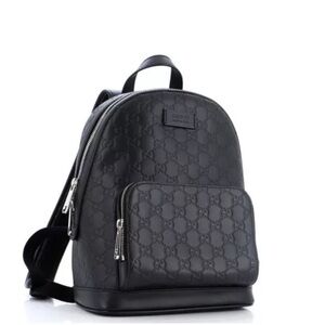 AUTHENTIC Gucci Signature Pocket Backpack Guccissima Leather
